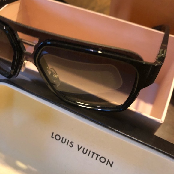 Louis Vuitton , Almost brand new. - Picture 5 of 7